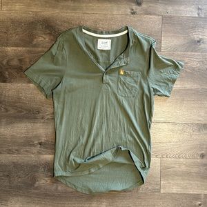 The landmark project, Basecamp unisex pocket Henley size, small, slim fit